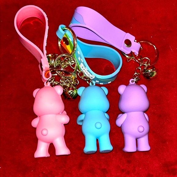 Set of 3 Cute Bear keychains/bag charms - Picture 2 of 2